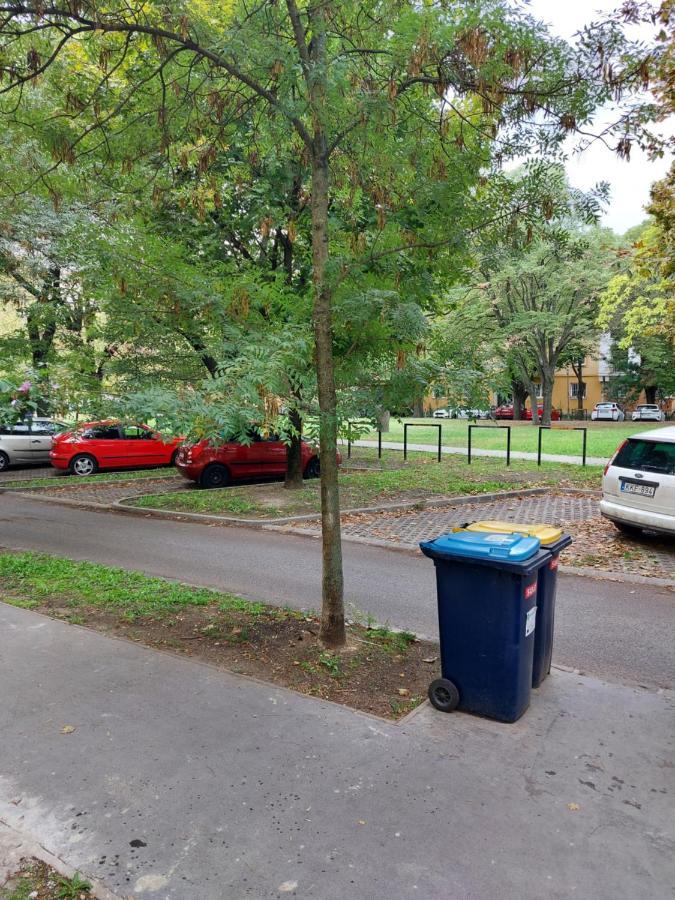 Family Friendly Apartman Будапеща Екстериор снимка