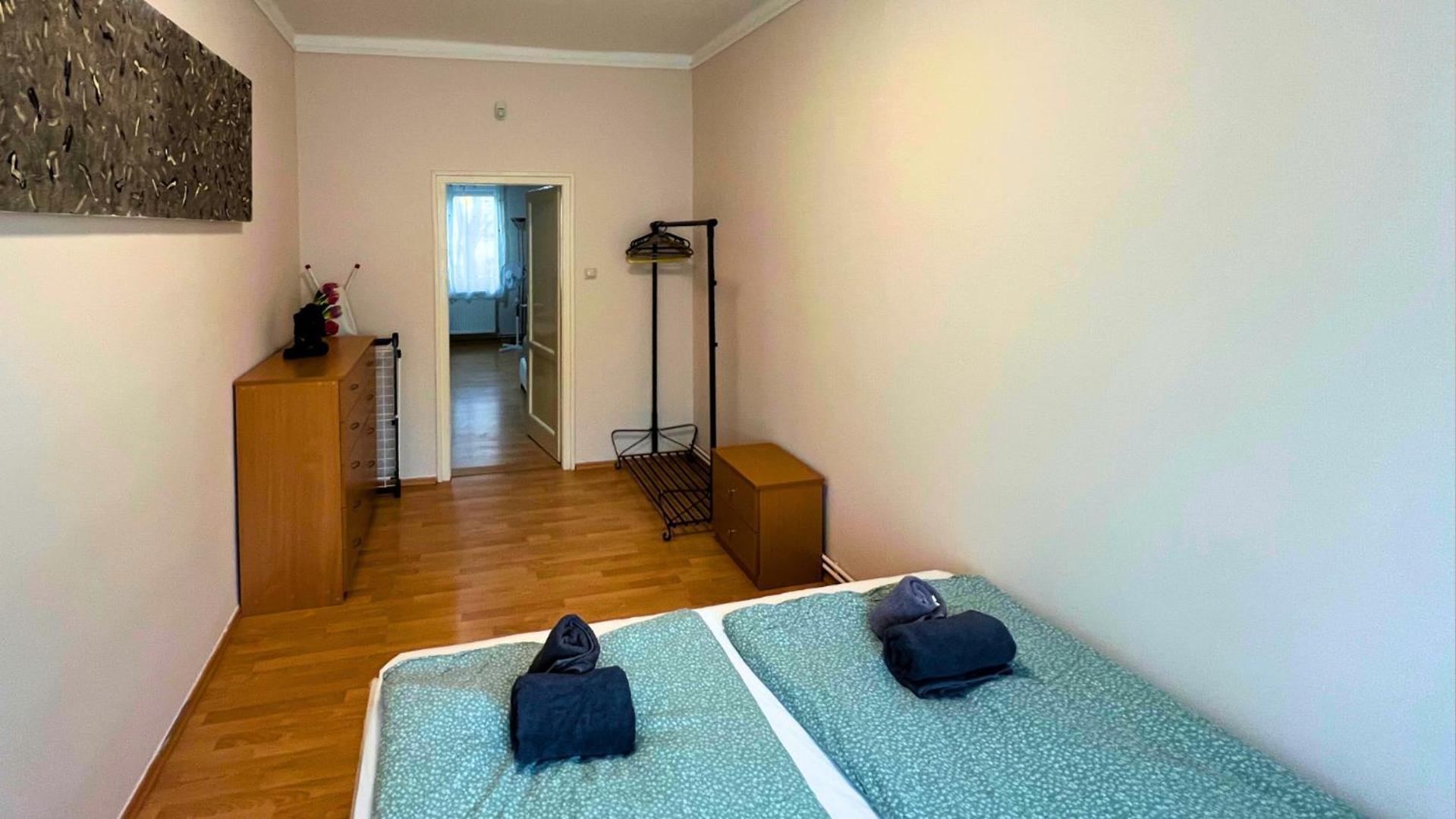 Family Friendly Apartman Будапеща Екстериор снимка